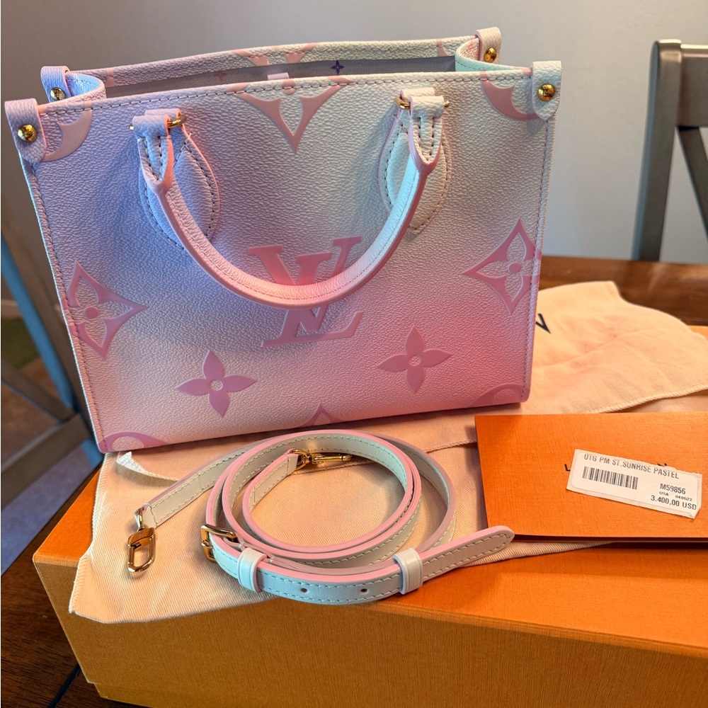 Louis Vuitton Onthego PM Sunrise Pastel limited edition.
